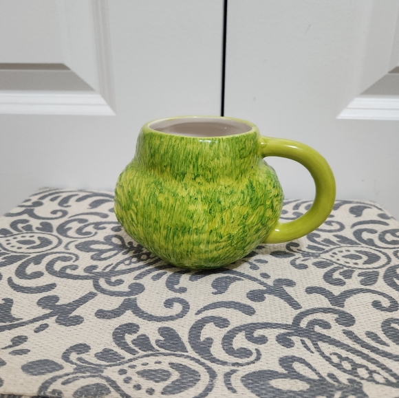 Grinch Coffee Mug Sculted 3D Ceramic Cup 16oz / Christmas Mug - Picture 7 of 7